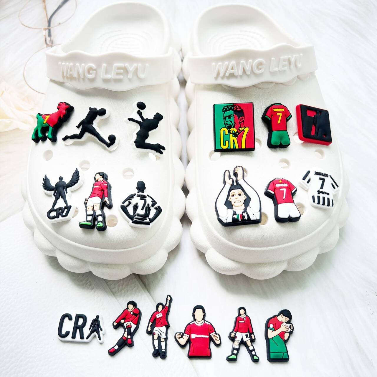 18 pcs CR7 Croc Charms